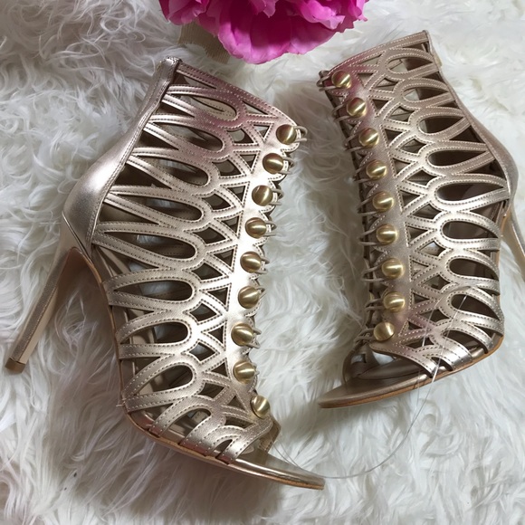 Guess gold heels - Picture 3 of 8